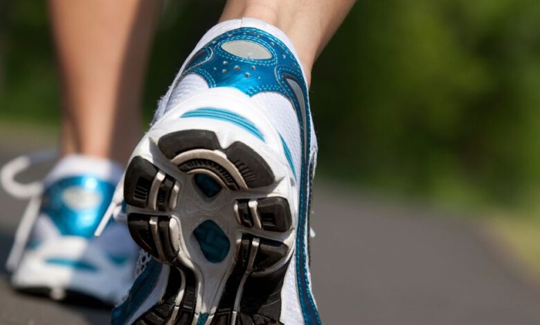 How to Find the Best Walking Shoes ’5 tips that will help you a lot